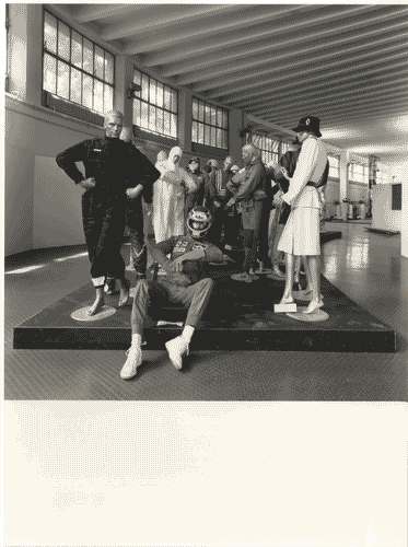 Image for Il luogo del lavoro - Dentro la fabbrica - Artefatti da indossare