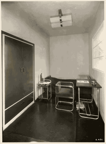 Image for IV Triennale - Giardino - La casa elettrica di Luigi Figini e Gino Pollini - Camera del figlio