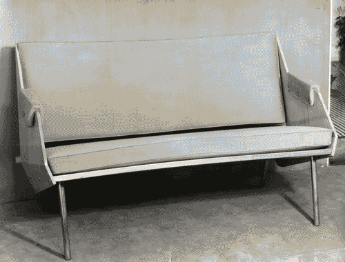 Image for IX Triennale - Abitazione - Alloggio n. 5: elementi di appartamento - Divano con struttura in legno - Carlo De Carli