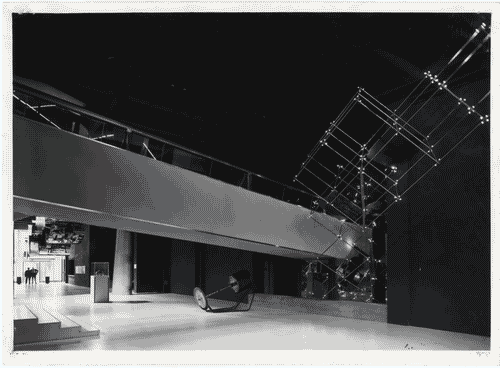 Image for XIV Triennale - Mostra del grande numero - Introduzione - Le prospettive -Scala mobile che porta dal pian terreno al primo piano - Vittoriano Viganò - Pino Tovaglia - Livio Castiglioni