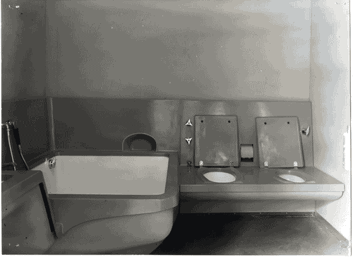 Image for XI Triennale - Parco Sempione - Proposte per l'edilizia - Bagno a tre elementi scomponibili di Alberto Rosselli