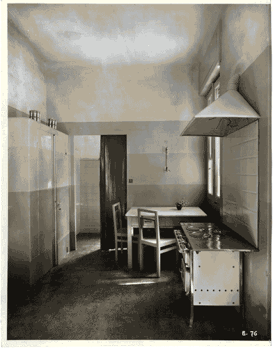 Image for IV Triennale - Giardino - La casa del dopolavorista di Luisa Lovarini - Cucina