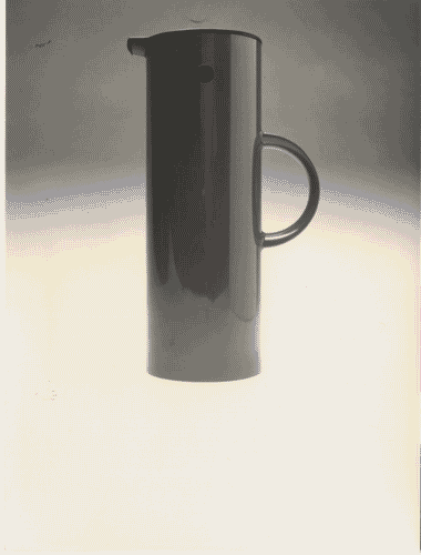 Image for XVIII Triennale - Partecipazioni internazionali - Danimarca. Design danese: ricchezza e semplicità - Erik Magnussen, Thermo jug