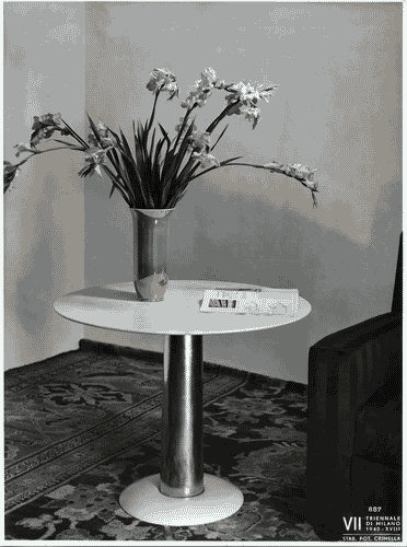 Image for VII Triennale - Galleria dell'arredamento - Seconda parte - Sala di esposizione - Tavolo in marmo e ottone