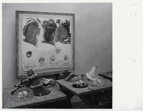 Image for X Triennale - Germania - Tavolo con bigiotteria