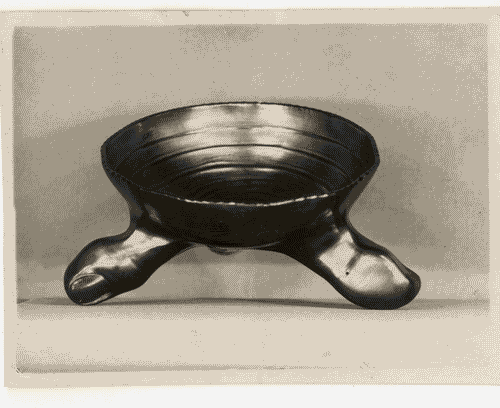 Image for IV Triennale - Galleria della ceramica - "La tartaruga", bucchero nero di Domenico Randone