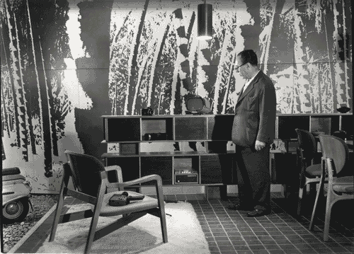 Image for XII Triennale - Sezione del Giappone - Esposizione di macchina fotografica, televisore, cinepresa, radio