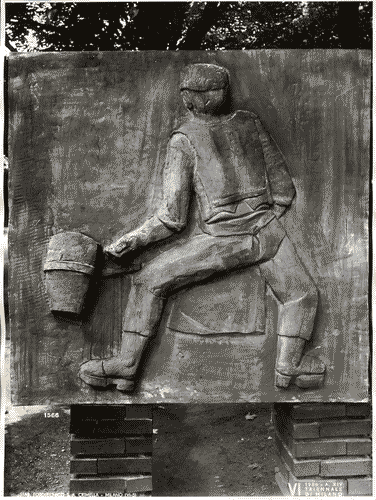 Image for VI Triennale - Padiglione nel parco Sempione - Viale di accesso - Giuseppe Pagano - Bassorilievo del fonditore di Antonio Maiocchi