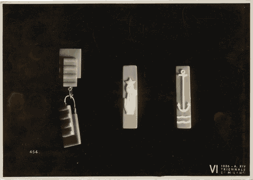 Image for VI Triennale - Sezione dell'E.N.A.P.I. - Cammei, coralli, avorio, tartaruga, madreperla - Orecchini e spille di corallo rosso