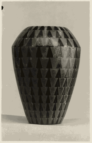 Image for V Triennale - Arti decorative e industriali - Ceramiche - Vaso in ceramica di Anselmo Bucci