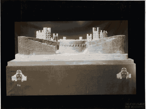 Image for II Biennale - Sezione del teatro - Sala 3 - Plastico per la messinscena de"I sette a Tebe" per il teatro Greco di Siracusa di Duilio Cambellotti