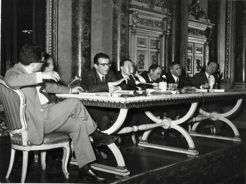 Image for 08_Conferenza al circolo della stampa