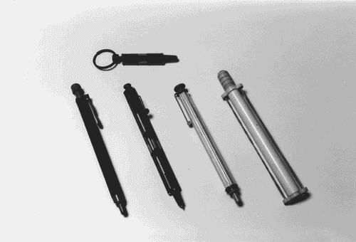 Image for Hollywood - Revolution - Flirt - Fionda - portachiavi Revolution (modello ligneo)