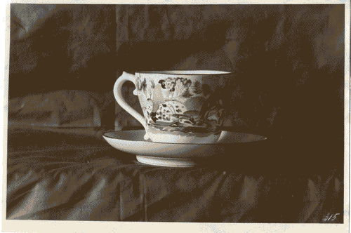 Image for III Biennale - Sezione dell'U.R.S.S. - Sala della Produzione della Fabbrica di Stato di Porcellana a Leningrado - Tazza da te in porcellana