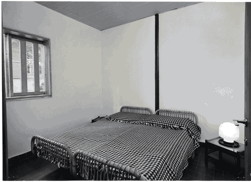 Image for XIII Triennale - Parco Sempione: quarto spazio - Costruzioni coordinate: casa natura - Camera da letto - Eduardo Vittoria