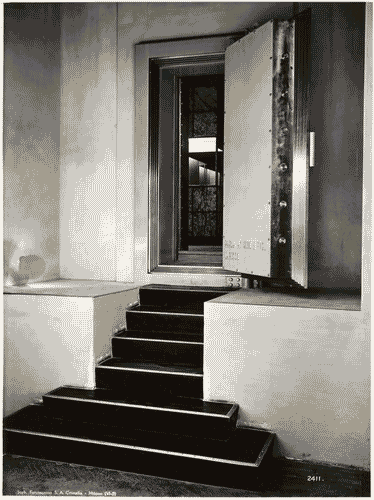 Image for V Triennale - Arti decorative e industriali - Saletta degli orafi