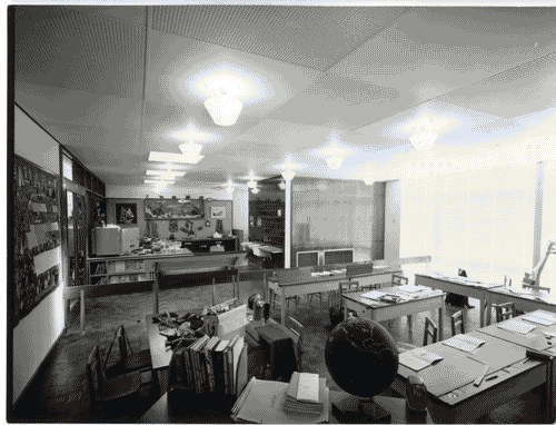 Image for XII Triennale - Sezione della Gran Bretagna - Scuola elementare - Aula