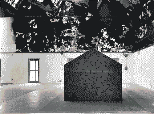 Image for XVI Triennale - Primo ciclo - Lo spazio audiovisivo - Spazio reale-spazio virtuale - Installazione "Architettura sussurrante" di Alessandro Mendini