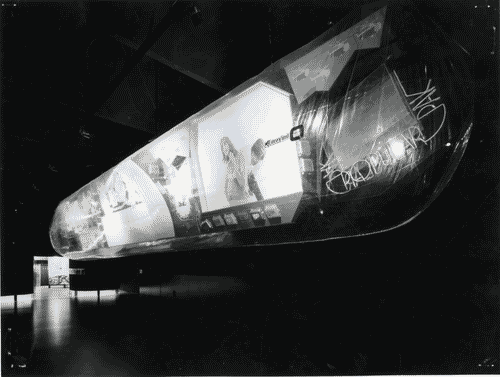 Image for XIV Triennale - Mutazioni dell'ambiente fisico all'epoca del "grande numero" - Tubo in plastica Milanogram - Gruppo Archigram