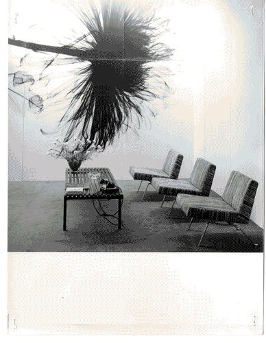 Image for XI Triennale - Sezione del Belgio - Panca con struttura metallica e poltrone con telaio d'acciaio - Lucien Kroll - Charles Vandenhove