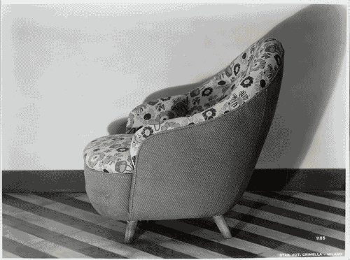 Image for VI Triennale - Mostra dell'arredamento - Piccolo appartamento di Gio Ponti - Poltroncina della zona giorno, con imbottitura di gommapiuma