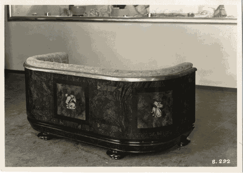 Image for IV Triennale - Galleria dei decoratori - Sala delle quattro città - Divano