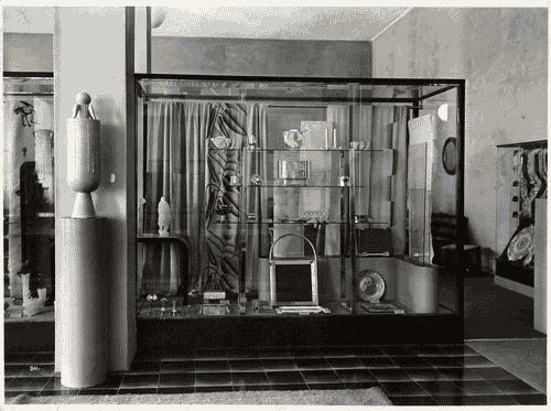 Image for V Triennale - Arti decorative e industriali - Sala dell'E.N.A.P.I.