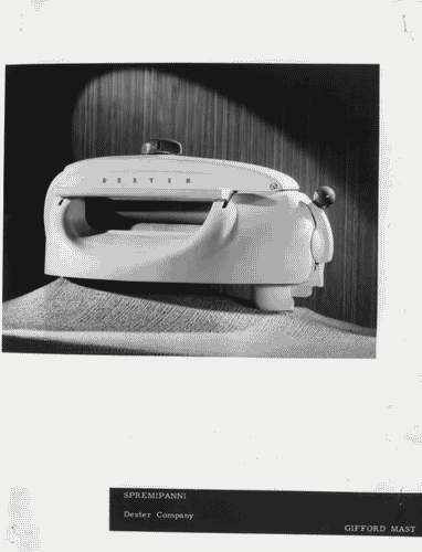 Image for IX Triennale - La forma dell'utile - Spremipanni