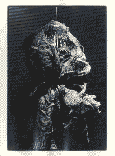 Image for XIX Triennale - I racconti dell'Abitare - Moda tra narratività e sogno - Cappa "bozzolo" di Romeo Gigli