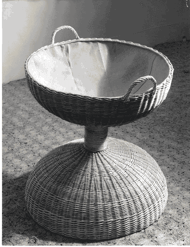 Image for XI Triennale - Mostra delle Produzioni d'arte - Sezione della Paglia - Cesto porta-lavoro e portariviste in vimini - Piero Ranzani