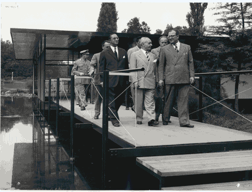 Image for X Triennale - Visita del Ministro del Lavoro e Previdenza on. Ezio Vigorelli - Ivan Matteo Lombardo - Tommaso Ferraris