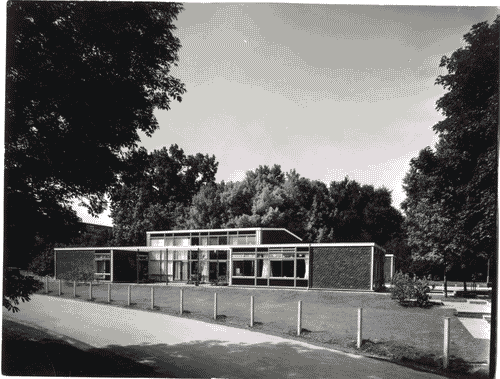 Image for XII Triennale - Sezione della Gran Bretagna - Scuola elementare