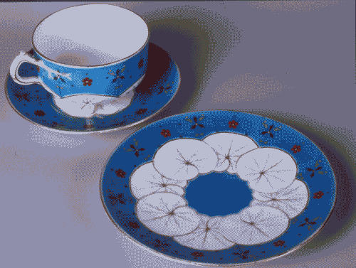 Image for XX Triennale - La memoria e il futuro - Christopher Dresser. Un designer alla corte della regina Vittoria - Tazza, piattino e piatto in ceramica