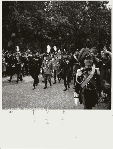 Image for VI Triennale - Inaugurazione - Visita del re d'Italia, Vittorio Emanuele III di Savoia - Giuseppe Pagano Pogatsching - Giulio Barella - Marino Parenti - Carlo Alberto Felice