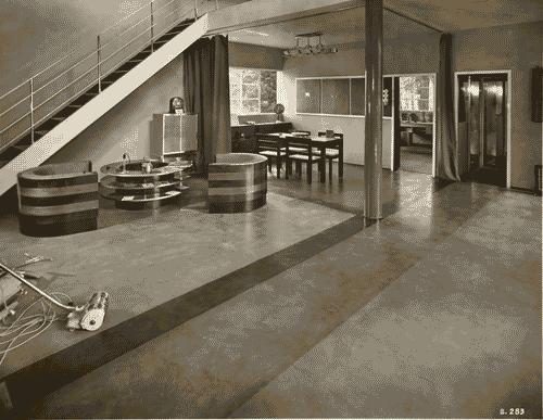 Image for IV Triennale - Giardino - La casa elettrica di Luigi Figini e Gino Pollini - Soggiorno e sala da pranzo di Guido Frette e Adalberto Libera