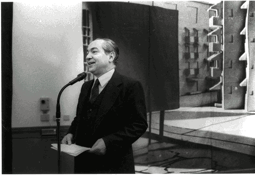 Image for La ricostruzione della città. Berlino, IBA 1987 - Conferenza stampa - Peggio, Eugenio