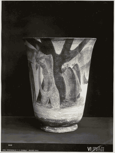Image for VI Triennale - Sezione dell'E.N.A.P.I. - Ceramiche - Vaso in ceramica