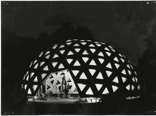 Image for X Triennale - Parco Sempione - Partecipazione statunitense. Abitazione a cupola geodetica Füller - Roberto Mango