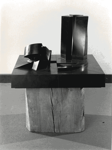 Image for XVI Triennale - Secondo ciclo - Il progetto di architettura - Architetture italiane degli anni '70 - Opera d'arte "Albero e Sole", di Giò Pomodoro