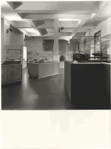 Image for Il luogo del lavoro - Il territorio completamente artificiale - Il caso dei Paesi Bassi: grandi opere, tecnologia e organizzazione del lavoro