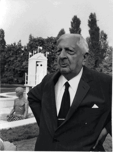 Image for XV Triennale - Parco Sempione - Contatto arte-città - "Bagni misteriosi" -Giorgio De Chirico