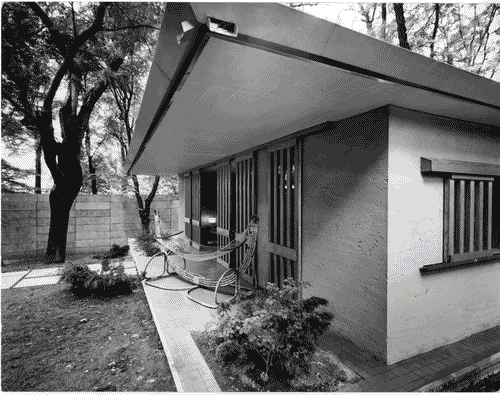 Image for XIII Triennale - Parco Sempione: quarto spazio - Costruzioni coordinate: casa natura - Eduardo Vittoria