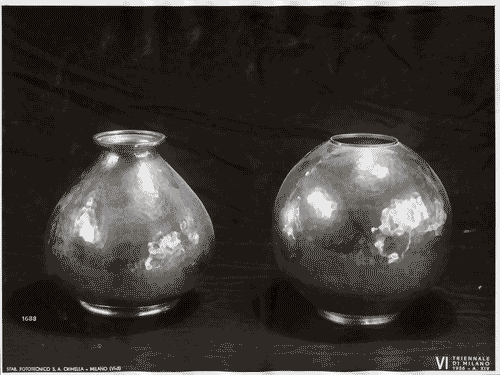 Image for VI Triennale - Galleria delle arti decorative e industriali - Vasi di peltro martellato