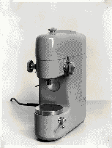 Image for IX Triennale - La forma dell'utile - Apparecchio elettrico