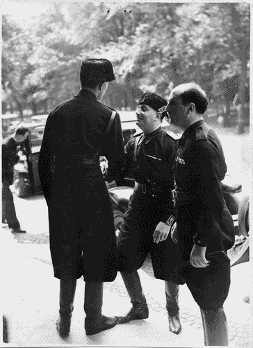 Image for V Triennale - Marcello Visconti di Modrone - Gerarchi fascisti