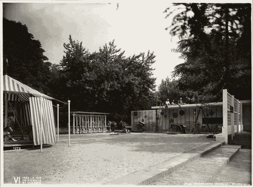 Image for VI Triennale - Parco Sempione - opere costruite. Campo dei giochi di Giulio Minoletti e Giuseppe Mazzoleni