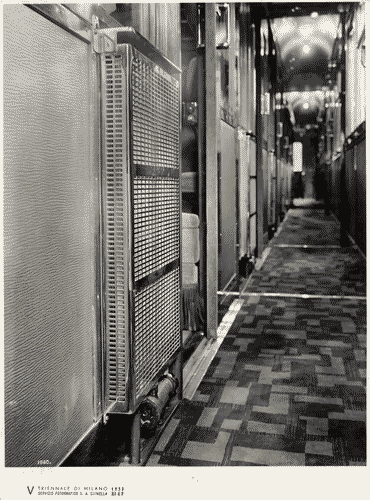 Image for V Triennale - Mostre nel parco - Parco ferroviario internazionale - Interno di una carrozza