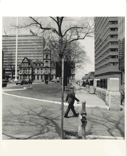 Image for XVII Triennale - Le città del mondo e il futuro delle metropoli - Partecipazioni internazionali - Sezione Canada - Grand Parade e il municipio di Halifax