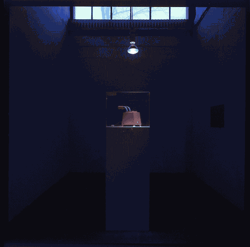 Image for XVI Triennale - Primo ciclo - La sistemazione del design - L'interno dopo la forma dell'utile. La casa decorata - Spazio di Michele De Lucchi - Tostapane