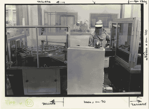 Image for Il luogo del lavoro - Il presente possibile e da pretendere - Il fascino delle possibili occupazioni - Tecnici in un laboratorio